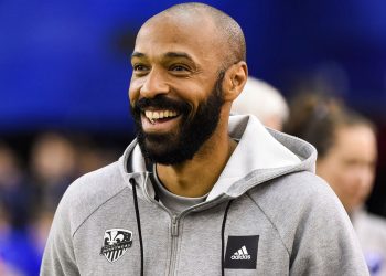 Thierry Henry Bermimpi Suatu Saat Latih Barcelona