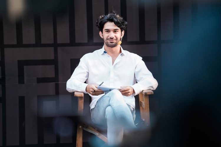 Reza Rahadian Jadi Ketua Umum FFI 2021