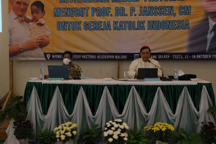 IPI Malang Adakan Simposium Mengenang Prof. Dr. Paul Janssen