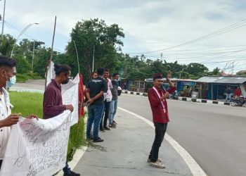 Memperingati Hari HAM Sedunia, GMNI Kupang Mengelar Mimbar Bebas