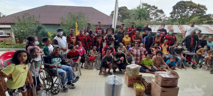 Pemuda Pancasila Manggarai Kunjungi Yayasan St. Damian Cancar dan ODGJ