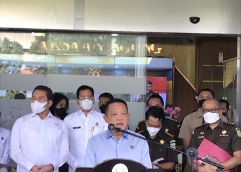 Jampidsus Febrie Adriansyah