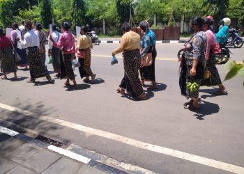 Tolak Proyek Geothermal, Warga Wae Sano Gelar Long March di Labuan Bajo