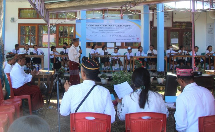 Memperingati Hardiknas Tahun 2022, SMPN 1 Satarmese Gelar Lomba Cerdas Cermat