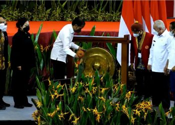 Presiden Jokowi Buka Kongres PMKRI di Samarinda