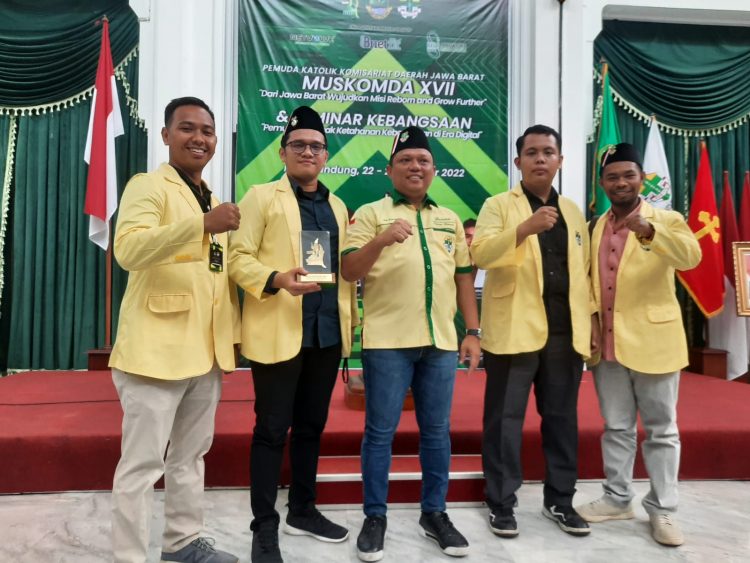 Komcab Kab Bogor Raih Usman Tanumihardja Award
