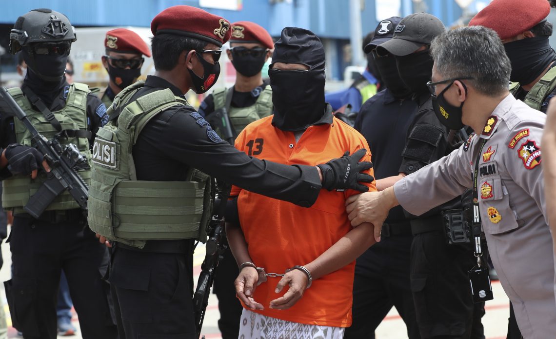 Ilustrasi teroris: AP Photo/Achmad Ibrahim