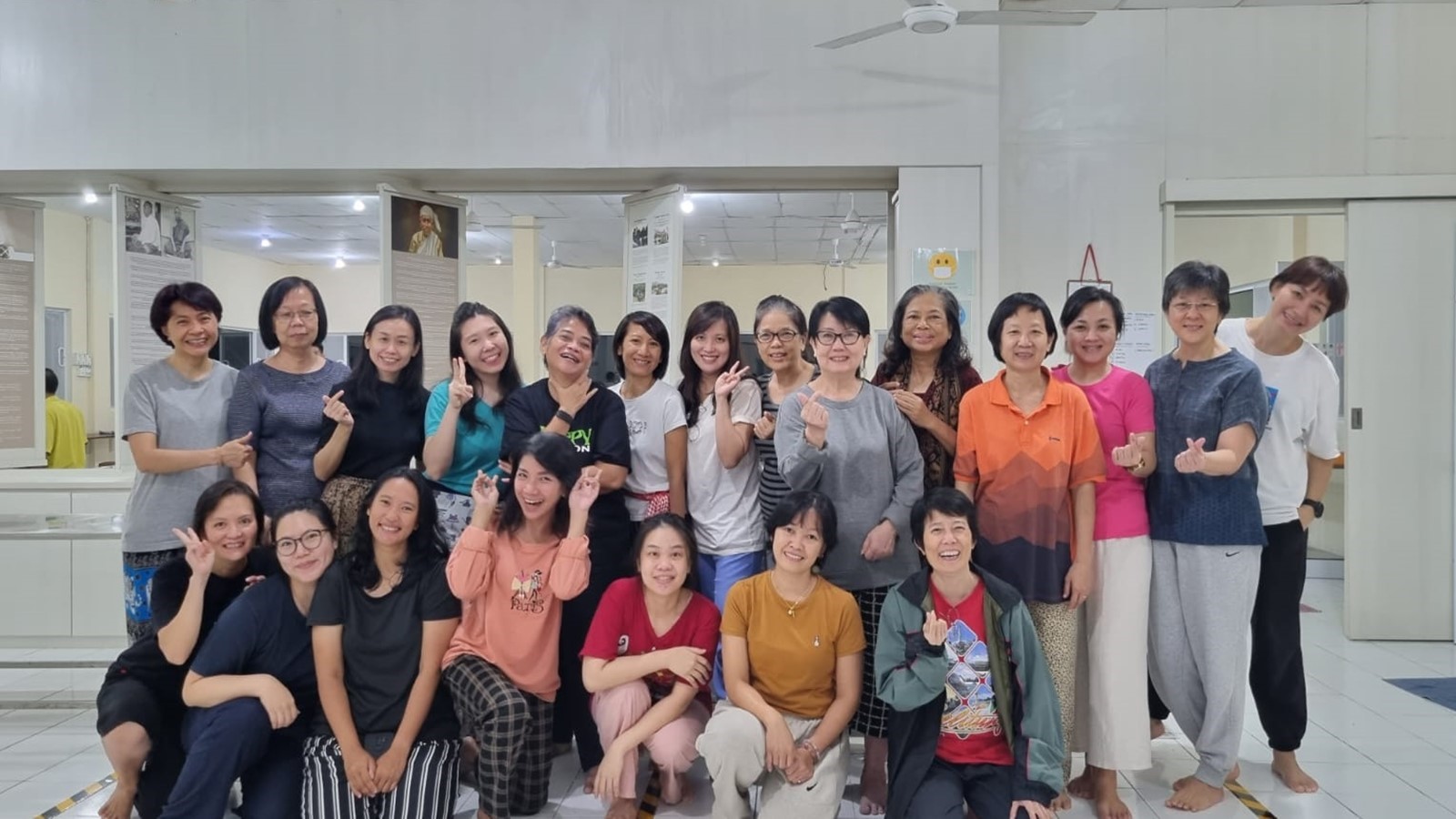 Meditator setelah melewati tantangan hari ke 10
