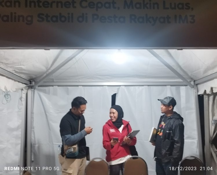 Indosat Gelar Pesta Rakyat di Ruteng