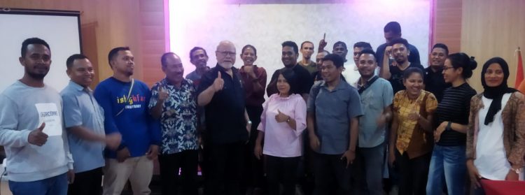 Abraham Liyanto Lakukan Safari Natal di Flores