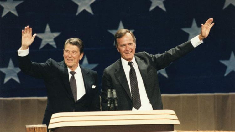 Ronald Reagan dan George H.W Bush (Sumber: Wikimedia Commons)