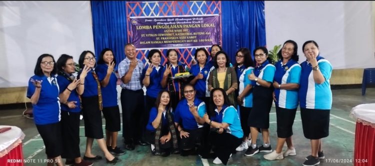 HUT ke-100 Tahun WKRI, Gelar Lomba Pangan Lokal Antara DPC Di Aula Paroki Cewonikit