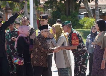 Kunker Wapres RI Dipastikan Aman, Pangdam Antar Keberangkatan di Bandara Ngurah Rai