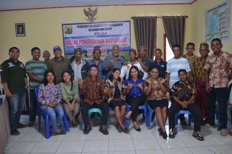 Pelatihan Pembuatan Pakan Ternak Babi Di Desa Nati