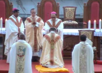 Ribuan Umat Menghadiri Tahbisan Uskup Mgr. Maksimus Regus