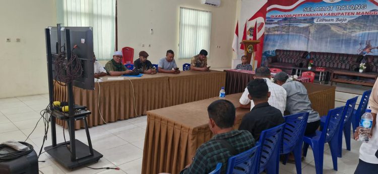 Mediasi Ketiga Tanah Lenteng, Beberapa Pihak Tidak Hadir, Warga Sebut Haji Majid Tidak Konsisten