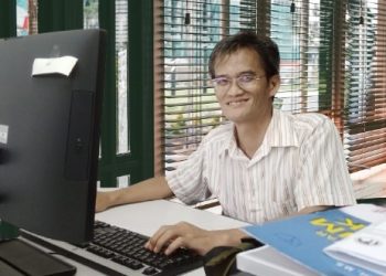Dr. Aris Machmud