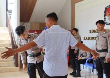 Ratusan Aparat Disiagakan: Amankan Pleno rekapitulasi pilkada tingkat kabupaten.