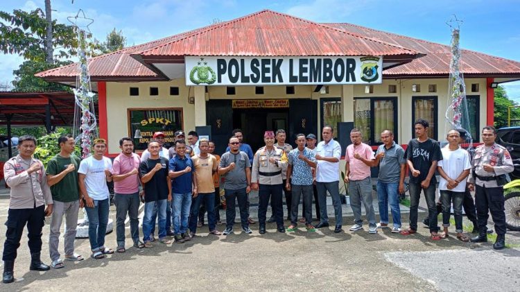 Jelang Tahun Baru, Polsek Lembor Bersama Tokoh Pemuda Komit Menjaga Kamtibmas