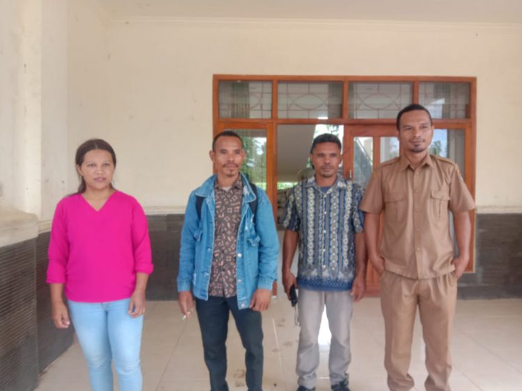 Empat Aparat Dipecat. Keputusan Kepala Desa Galang Di Nilai Tidak Sesuai Prosedur Administrasi.