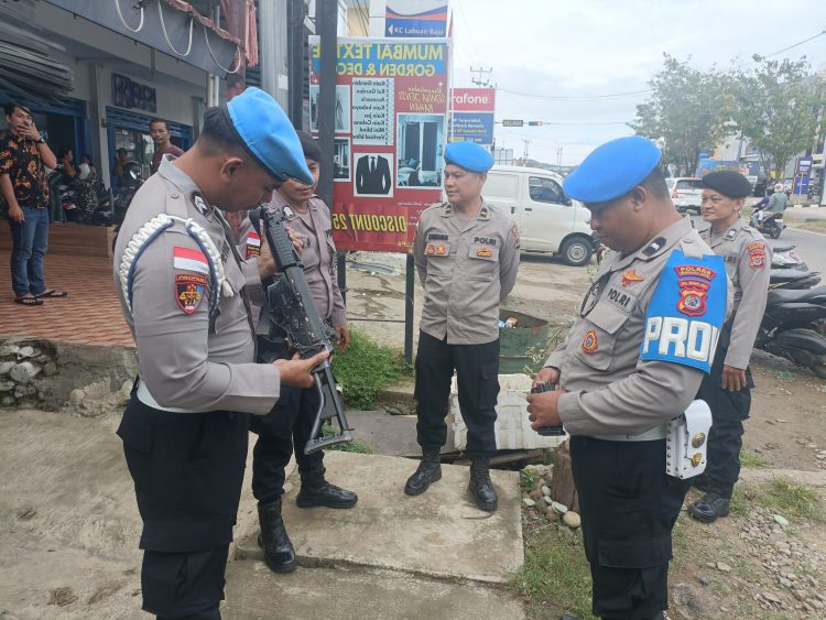 Sipropam Polres Mabar Tegakan Disiplin Terhadap Anggota Polisi yang Bertugas Di Objek Vital