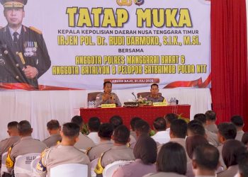 Kapolres Mabar Ajak Seluruh Masyarakat Kibarkan Bendera Merah Putih Jelang HUT RI ke-80