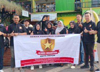 DPC Aliansi Nusantara Kota Depok Gelar Aksi Berbagi Takjil Ramadhan 2026