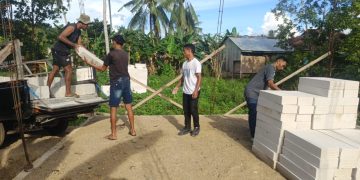 Perkuat Sinergi Sosial, Tim Raimas Komodo Salurkan Bantuan Material untuk Mushola Sabilul Huda