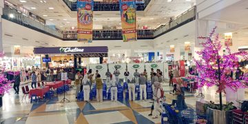 Komunitas Tzu Chi Depok saat melakukan persiapan dan mengawali kegiatan dengan doa bersama