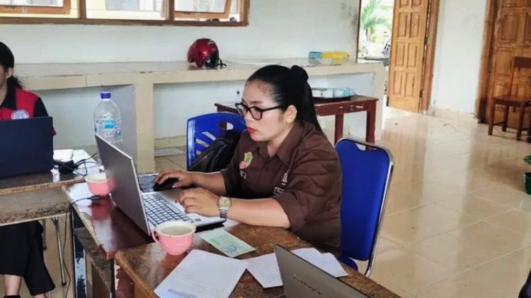 Alumni PMKRI Surabaya Dukung Panitia Sterilkan Lokasi MPA Ruteng
