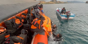 Laut Labuan Bajo Kembali Menelan Korban: Nyawa Sepasang Turis China Dipertaruhkan pada Anak Magang