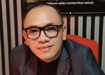 SEBELUM MENGHAKIMI, MARI KITA MELIHAT LEBIH JAUH