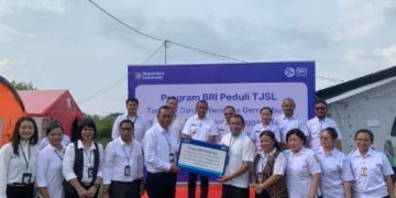 Wujud Nyata Kepedulian Sosial, BRI Cabang Ruteng Salurkan Bantuan Ambulans untuk RSUD Manggarai