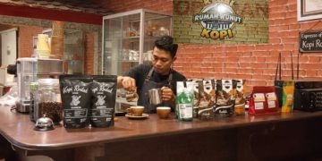 Menikmati Kelezatan Kopi Juria Colol Sambil Berbagi: Kedai Kopi Rumah Wunut Resmi Hadir di Maumere